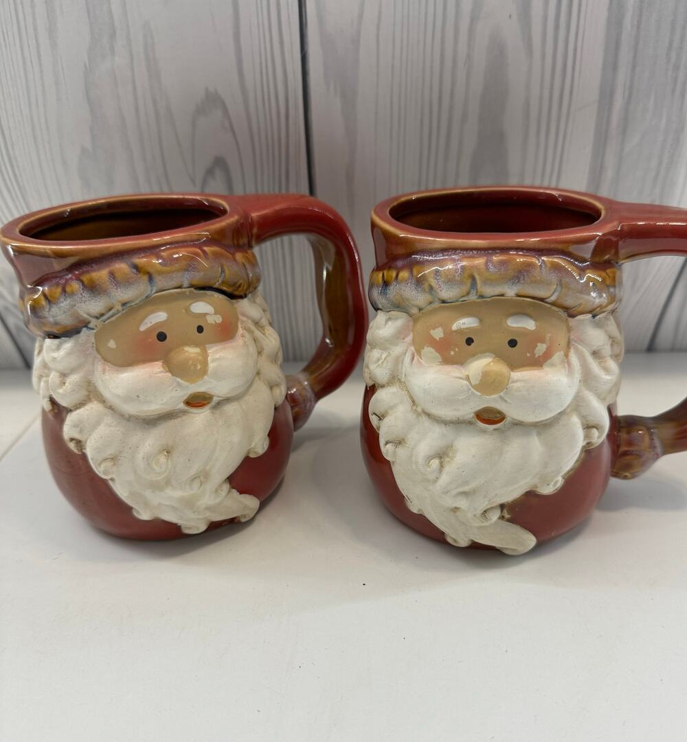 VTG Santa Claus Mug  Art Pottery Christmas Holiday Coffee Tea  Decor Set of 2